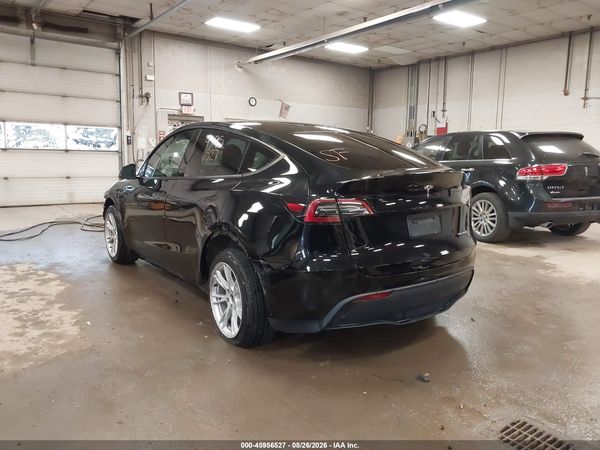 2023 TESLA MODEL Y — I3