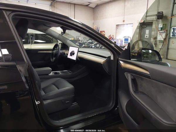 2023 TESLA MODEL Y — I5