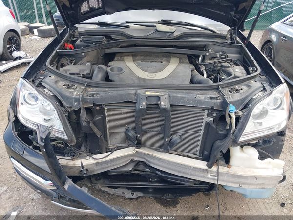 2012 MERCEDES-BENZ GL 550 4MATIC — I10