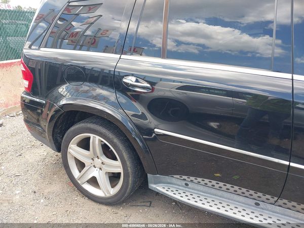 2012 MERCEDES-BENZ GL 550 4MATIC — I154