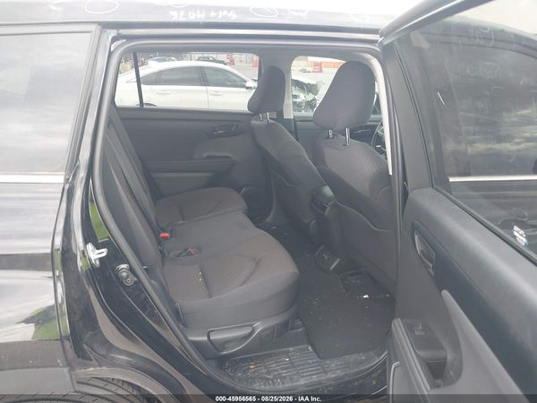 2022 TOYOTA HIGHLANDER LE