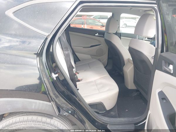 2019 HYUNDAI TUCSON VALUE — I8