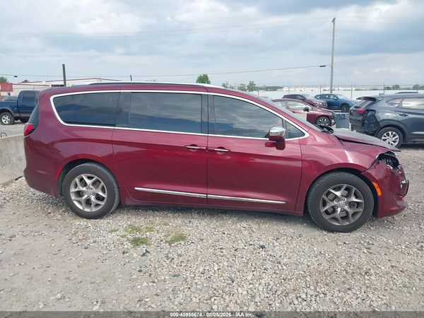 2019 CHRYSLER PACIFICA LIMITED