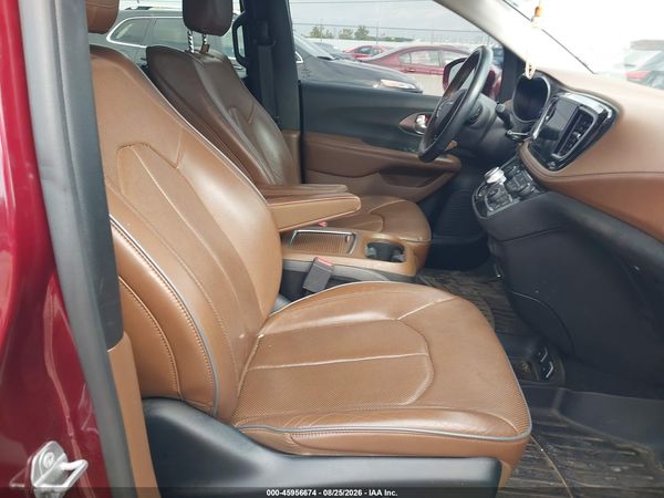 2019 CHRYSLER PACIFICA LIMITED