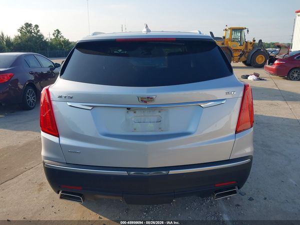 2017 CADILLAC XT5 LUXURY — I119