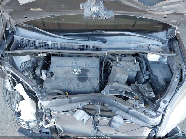2016 TOYOTA SIENNA XLE 8 PASSENGER