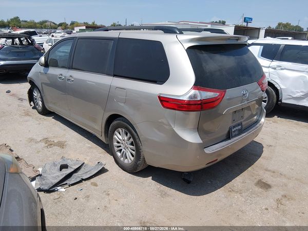 2016 TOYOTA SIENNA XLE 8 PASSENGER — I3