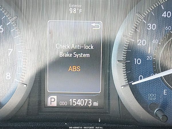 2016 TOYOTA SIENNA XLE 8 PASSENGER — I118