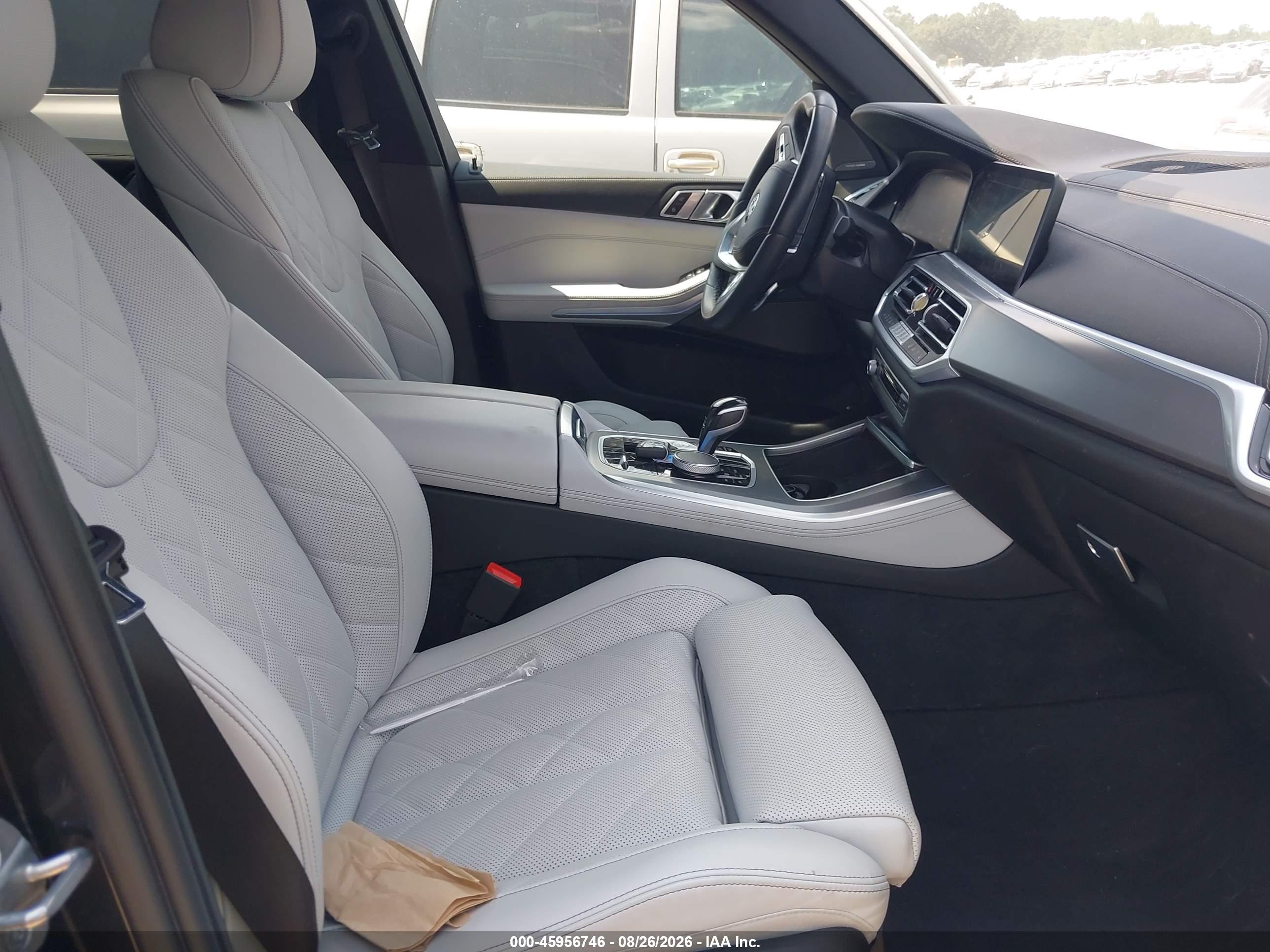 2016 AUDI Q3 quattro Premium Plus