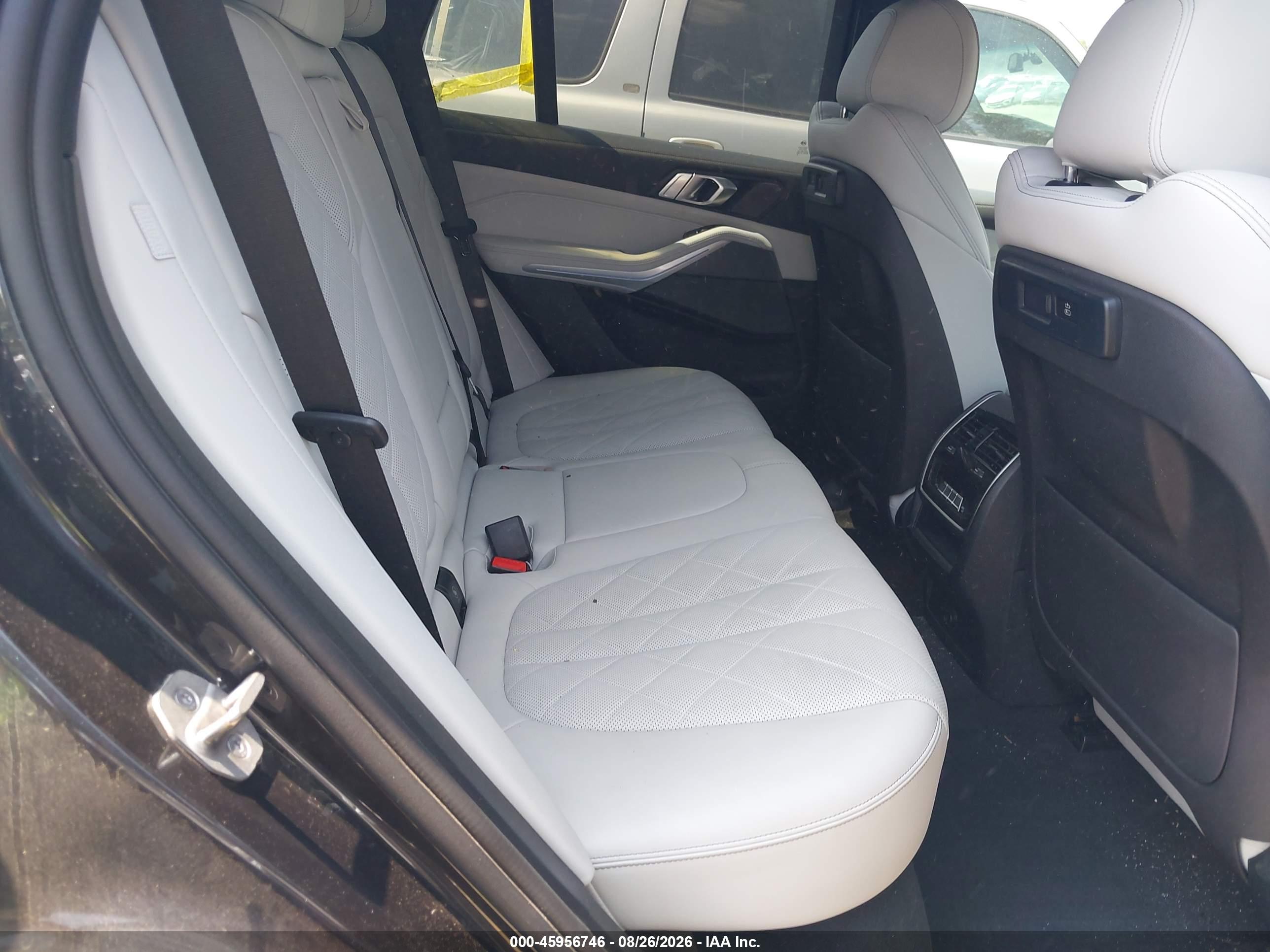 2016 AUDI Q3 quattro Premium Plus