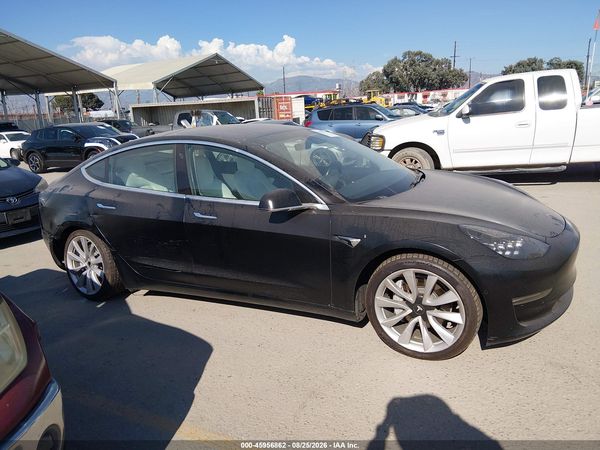 2018 TESLA MODEL 3 LONG RANGE/PERFORMANCE