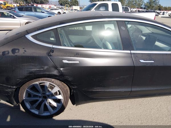 2018 TESLA MODEL 3 LONG RANGE/PERFORMANCE
