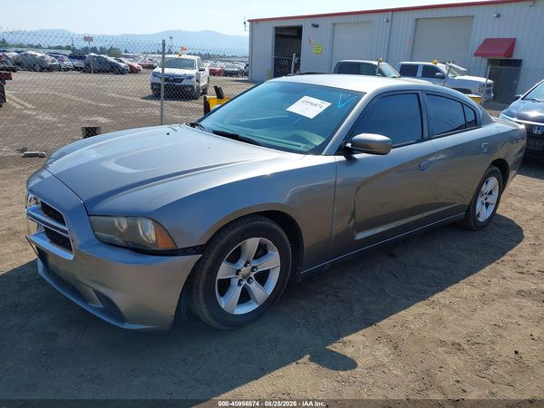 2012 DODGE CHARGER SE
