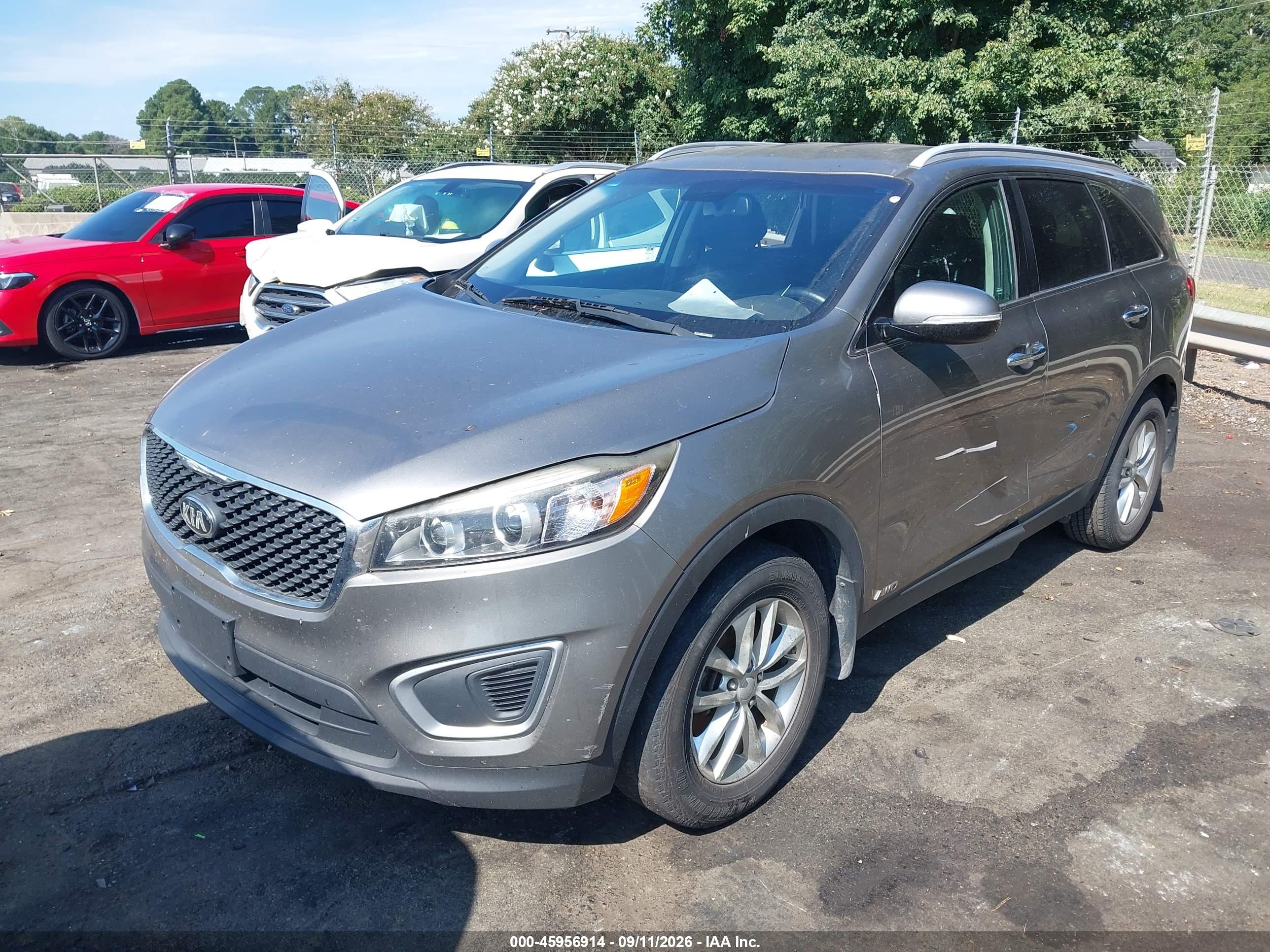 2017 KIA SORENTO 2.4L LX — I2