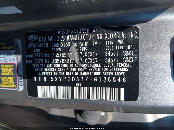 2017 KIA SORENTO 2.4L LX — I9