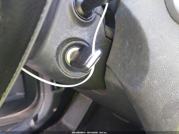 2017 KIA SORENTO 2.4L LX — I11