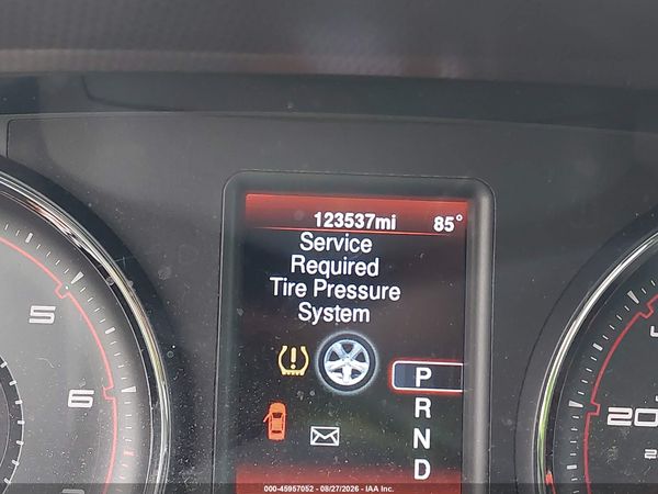 2013 DODGE CHARGER SE