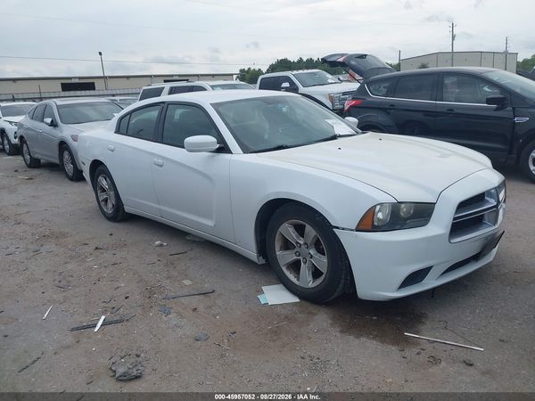 2013 DODGE CHARGER SE