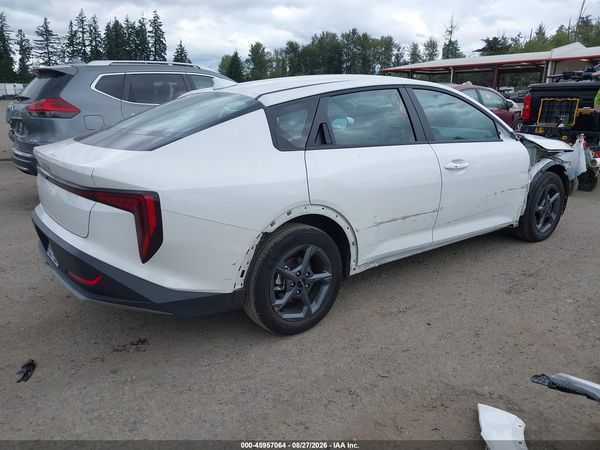 2026 KIA K4 LXS