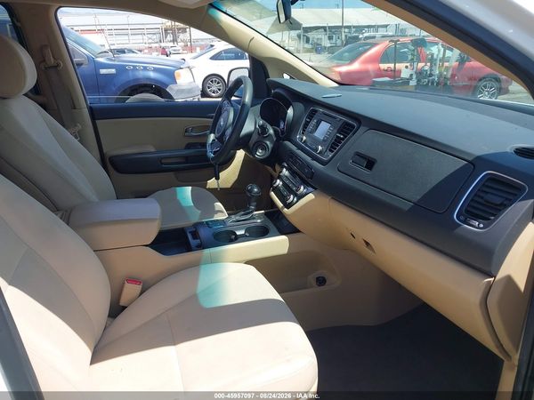 2016 KIA SEDONA LX — I5