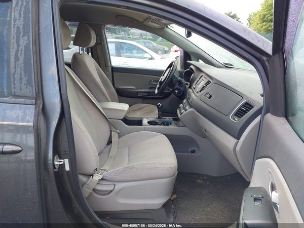 2016 KIA SEDONA LX