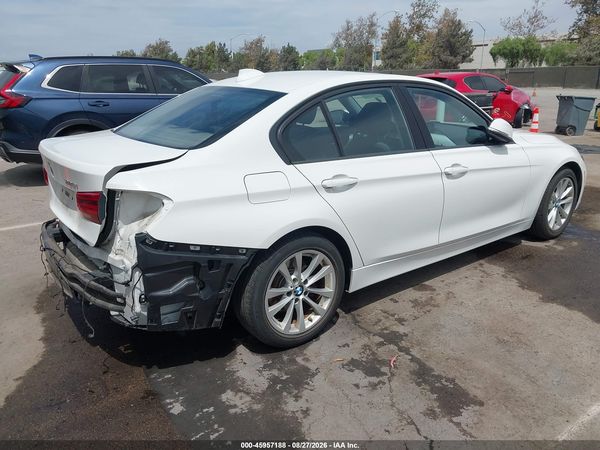 2017 BMW 320I — I4