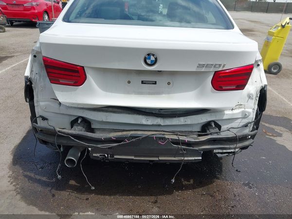 2017 BMW 320I — I6