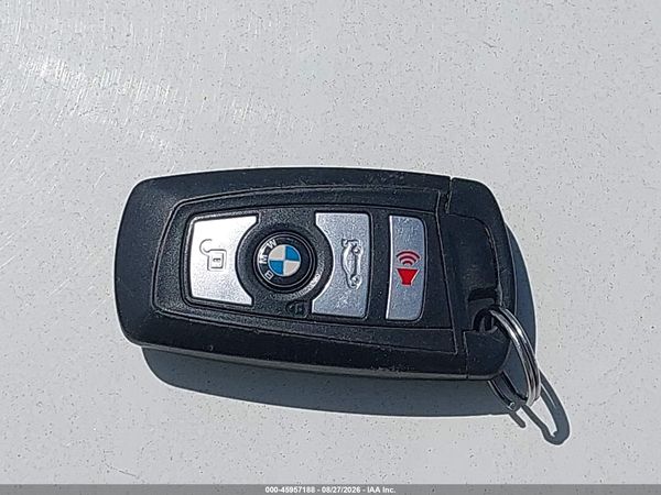 2017 BMW 320I — I11