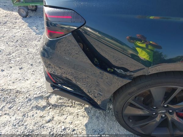 2022 GENESIS G70 3.3T RWD