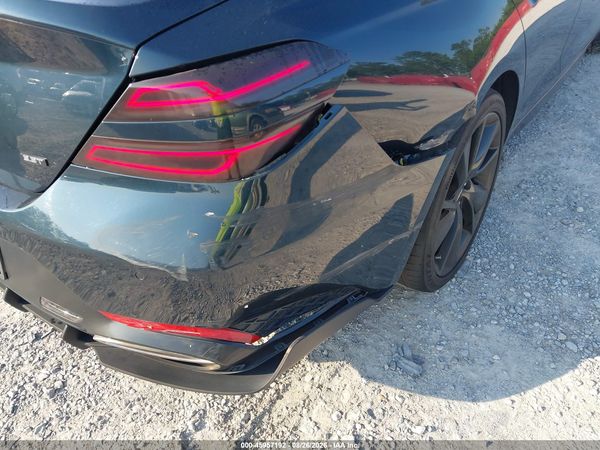 2022 GENESIS G70 3.3T RWD