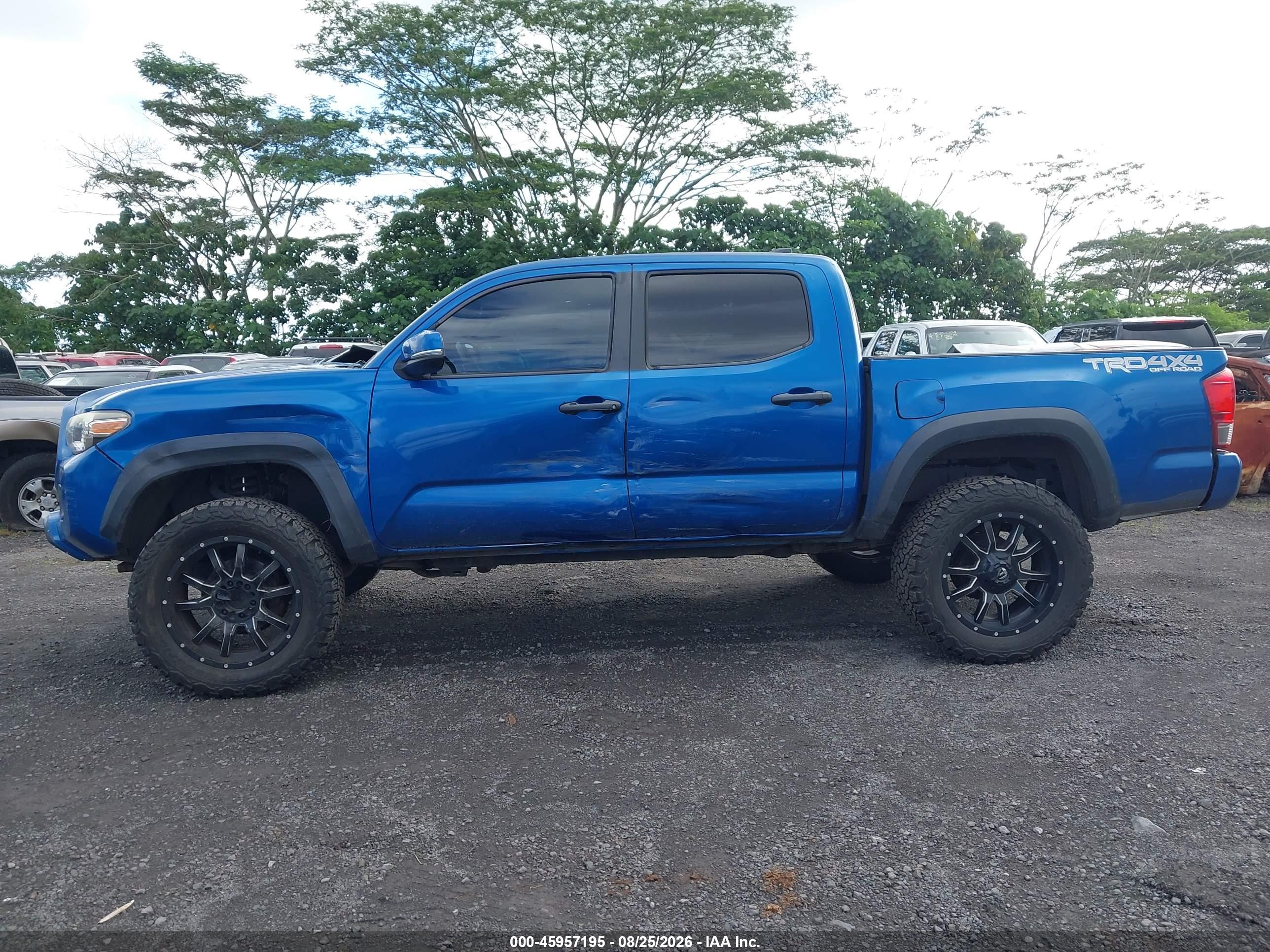 2017 TOYOTA TACOMA TRD SPORT