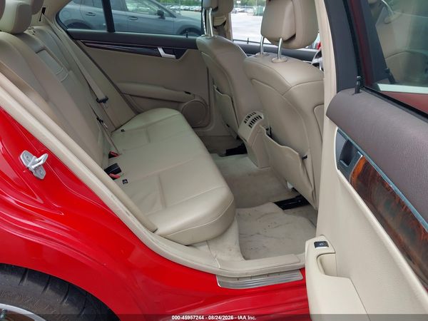 2013 MERCEDES-BENZ C 250 SPORT