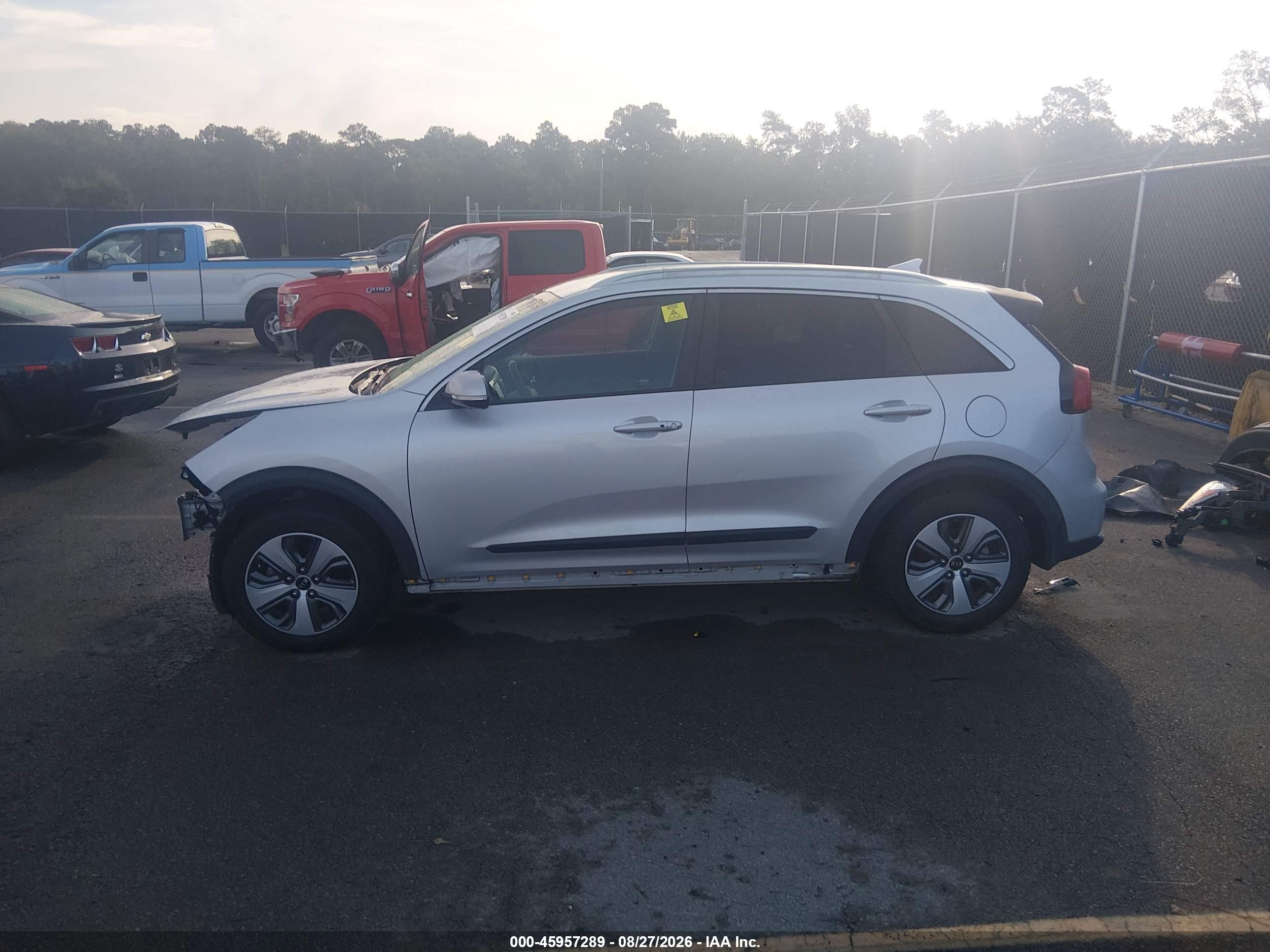 2019 KIA NIRO EX