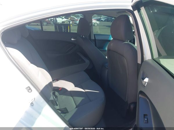 2017 KIA FORTE LX