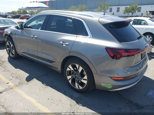 2023 AUDI E-TRON PREMIUM PLUS QUATTRO — I3