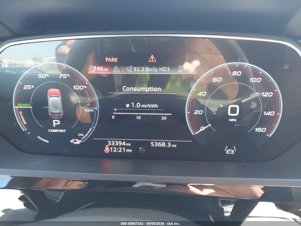 2023 AUDI E-TRON PREMIUM PLUS QUATTRO — I7