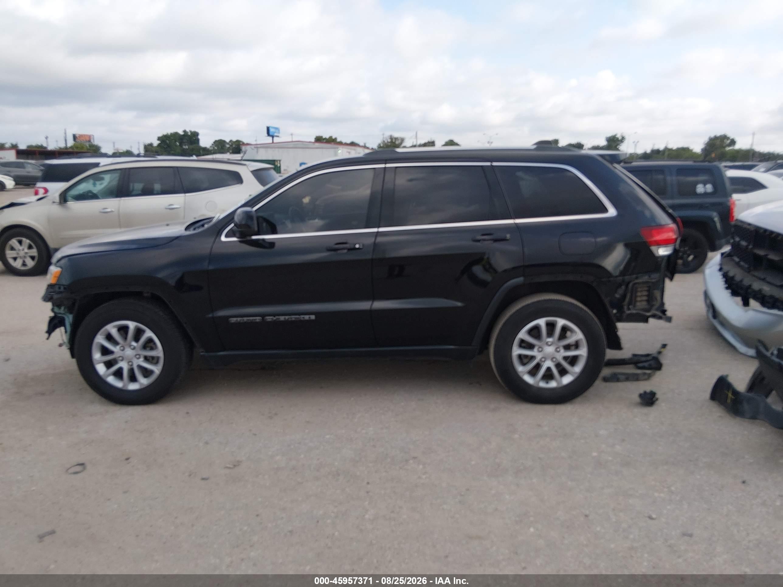 2021 JEEP GRAND CHEROKEE LAREDO X 4X2