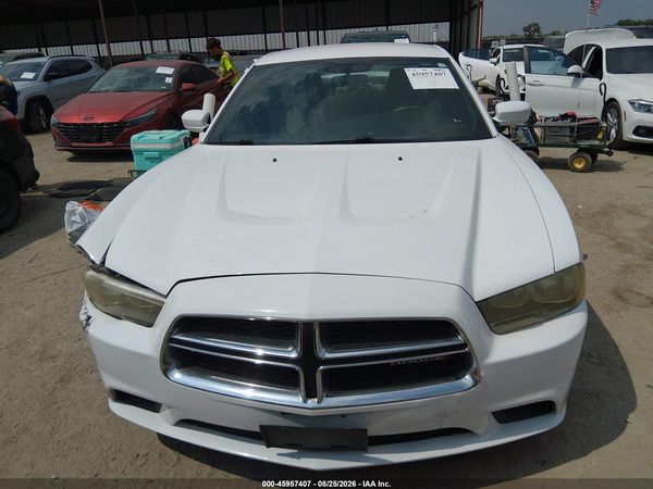 2013 DODGE CHARGER SE