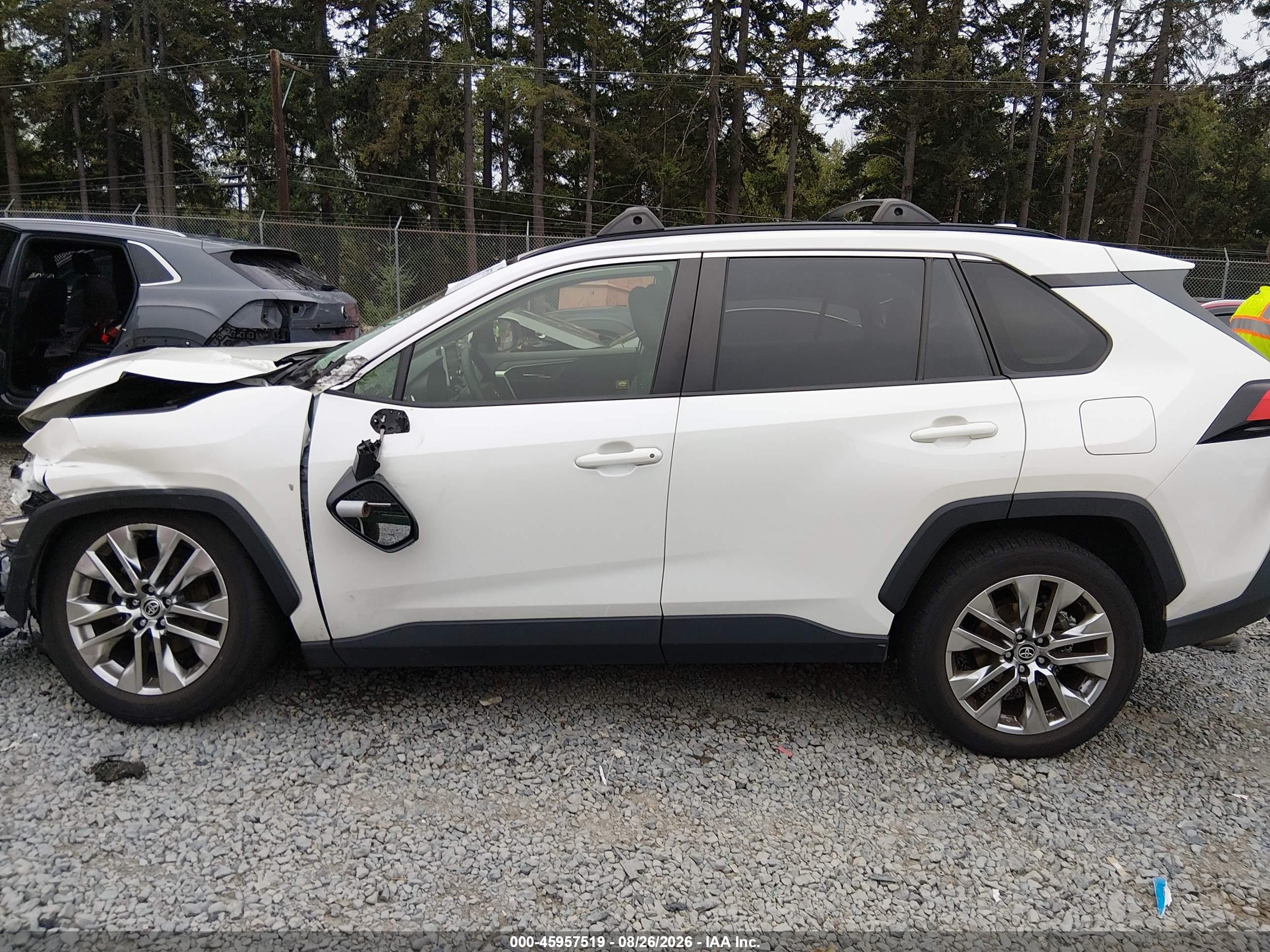2021 TOYOTA RAV4 XLE PREMIUM