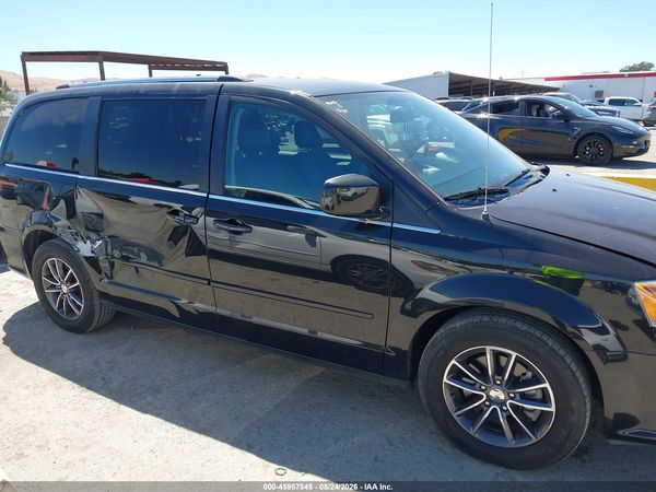 2017 DODGE GRAND CARAVAN SXT