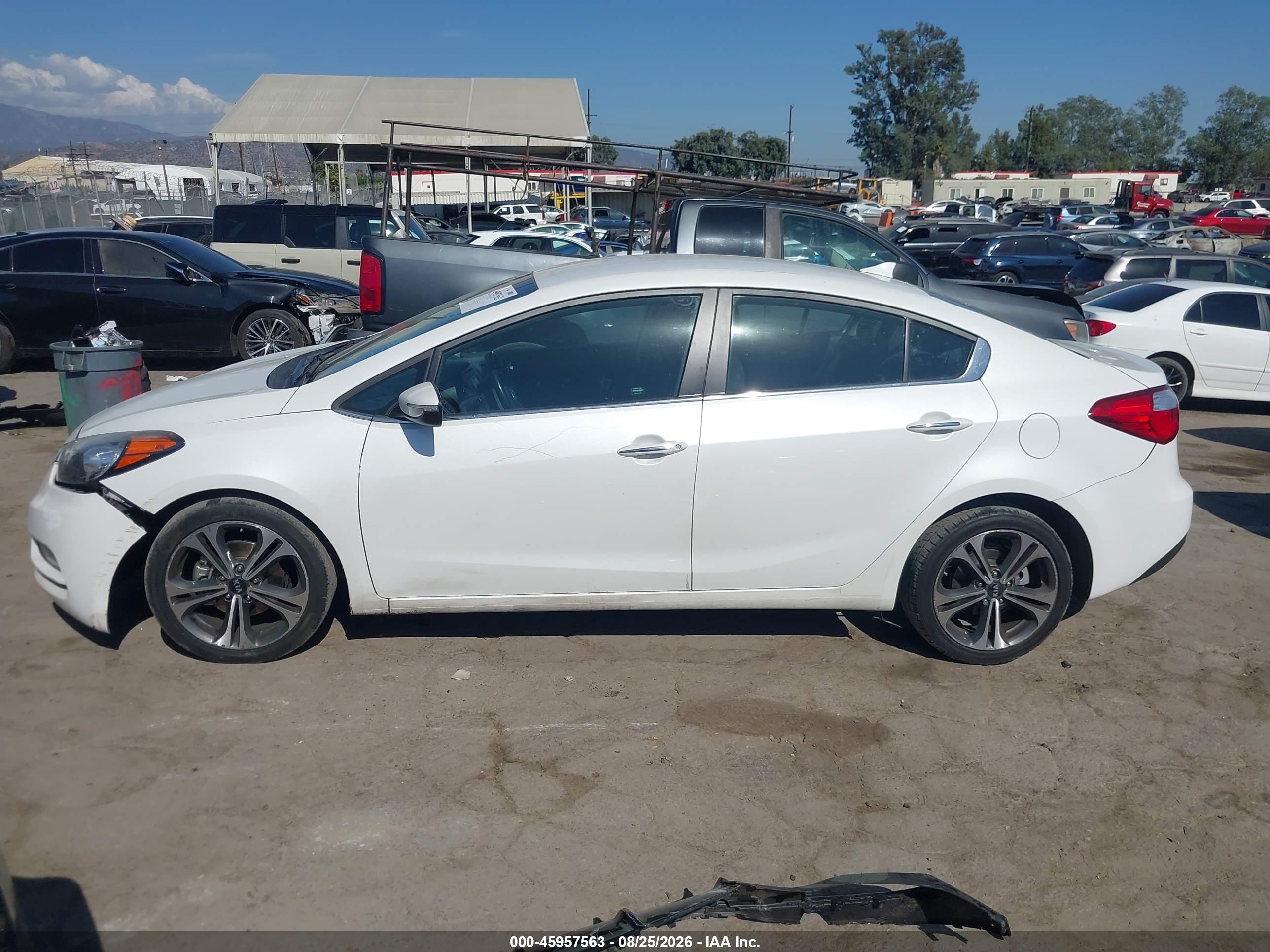 2016 KIA FORTE EX