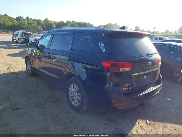 2016 KIA SEDONA LX
