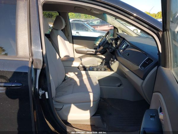 2016 KIA SEDONA LX