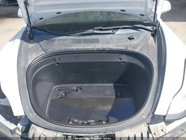 2018 TESLA MODEL 3 LONG RANGE/PERFORMANCE