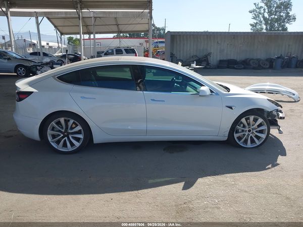 2018 TESLA MODEL 3 LONG RANGE/PERFORMANCE