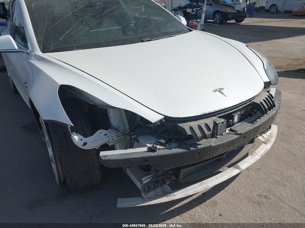 2018 TESLA MODEL 3 LONG RANGE/PERFORMANCE