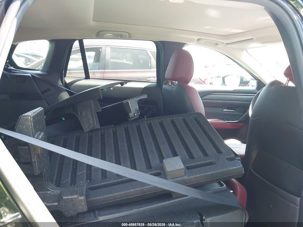 2025 MAZDA CX-50 HYBRID PREMIUM PACKAGE — I8
