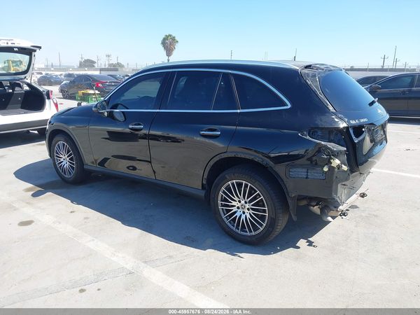 2024 MERCEDES-BENZ GLC 300 SUV