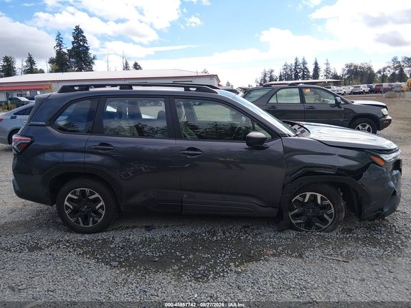 2025 SUBARU FORESTER Base Plus