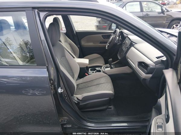 2025 SUBARU FORESTER Base Plus